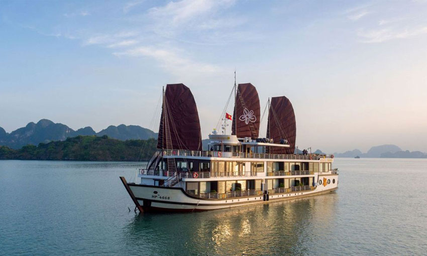 Azalea Cruise Halong Bay
