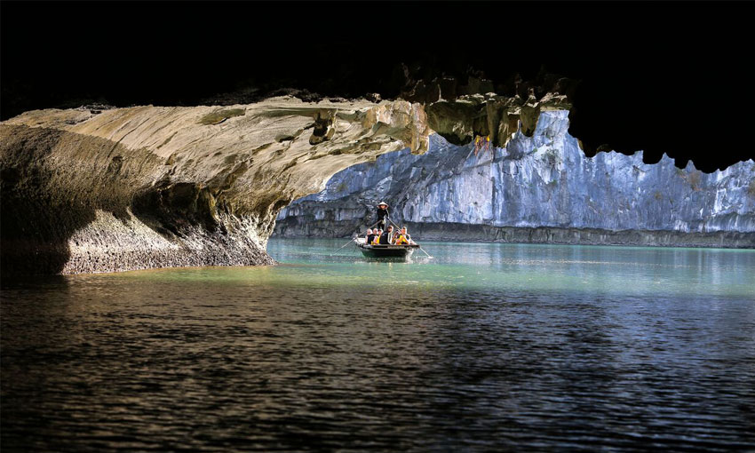 Bright and Dark Caves in Lan Ha Bay
