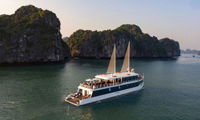 Jade Sails Cruise