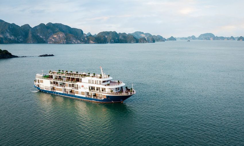 Mon Chéri Cruises