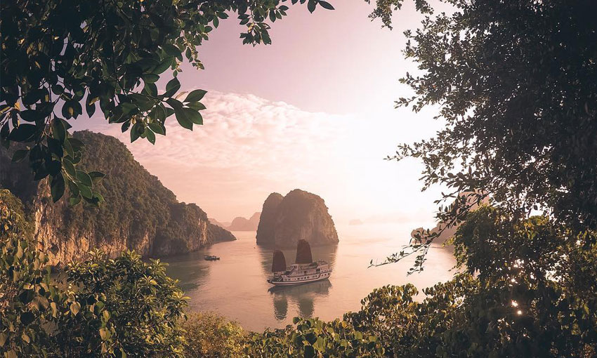 Thien Canh Son Cave on Halong Bay