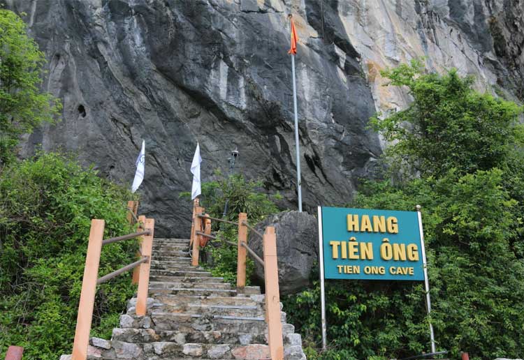 Tien Ong Cave