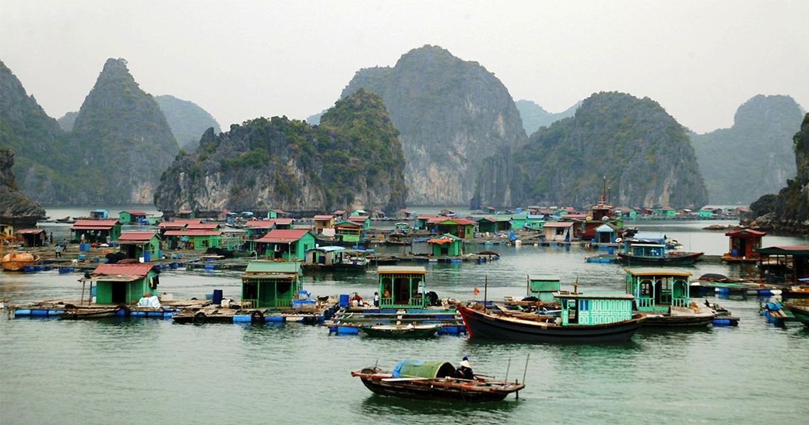 Cua Van Fishing Village