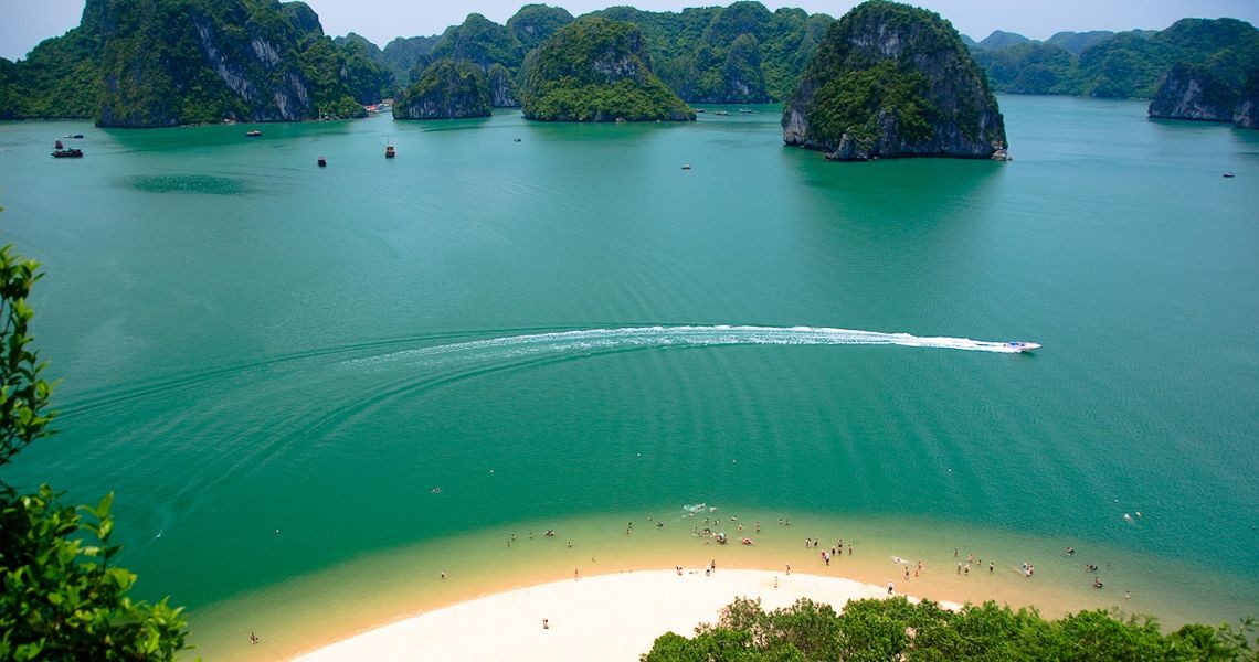 Lom Bo Islet