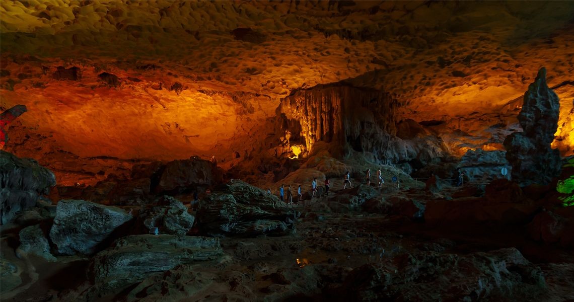 Sung Sot Cave