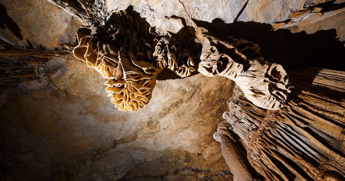 Thay Cave (Master cave)
