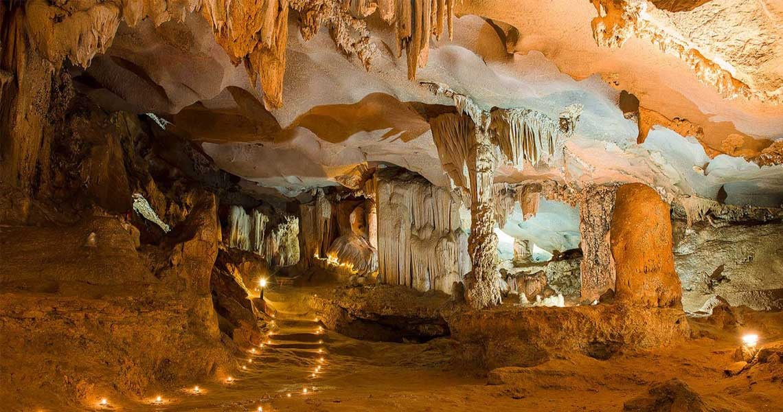 Thien Canh Son cave