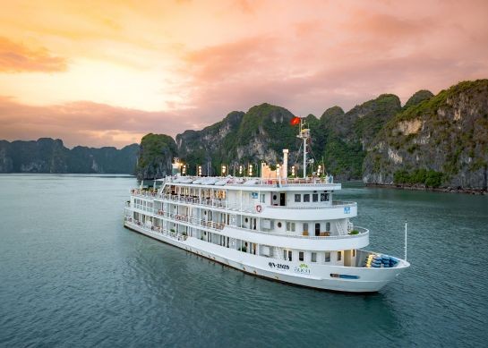 Au Co Cruise