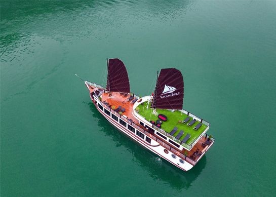 Escape Sails Cruise