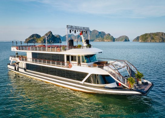 Omkara Halong Indian Cruises