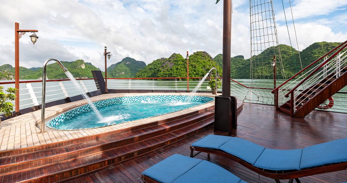 Amanda Luxury Cruise