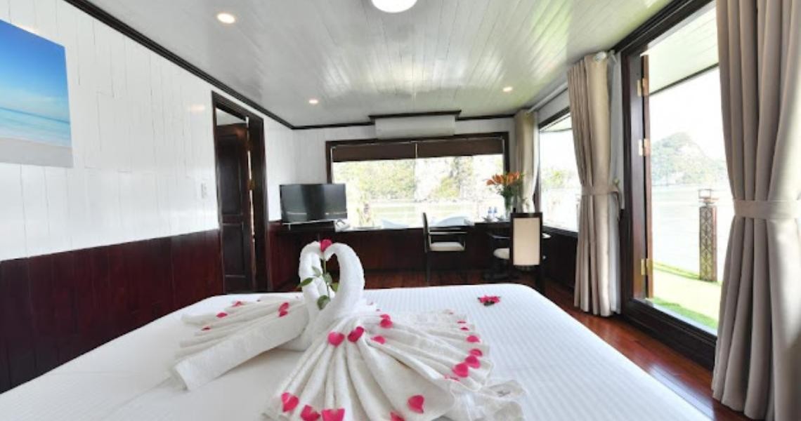 Halong Sapphire Cruise