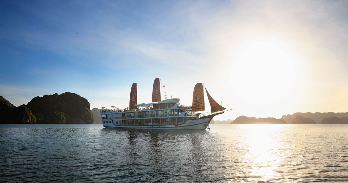 V'Spirit Cruises