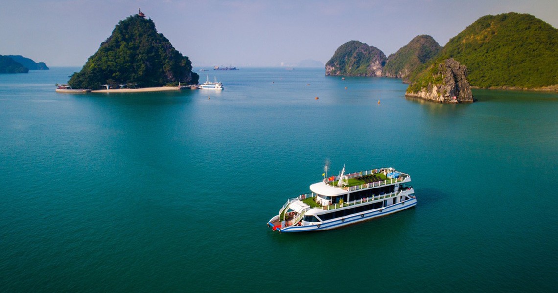 Stella Maris Cruise