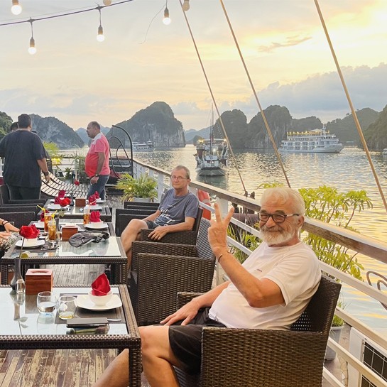 Le Journey Halong Cruise 3 Days 2 Nights