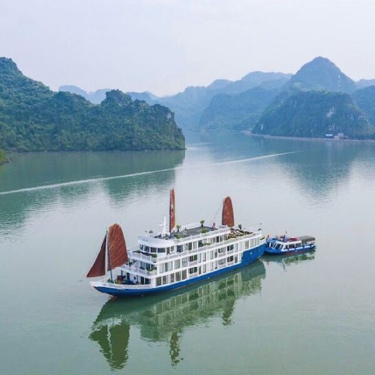 Lotus D’orient Cruise 3 Days 2 Nights