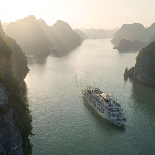 Paradise Grand Cruise 3 Days 2 Nights