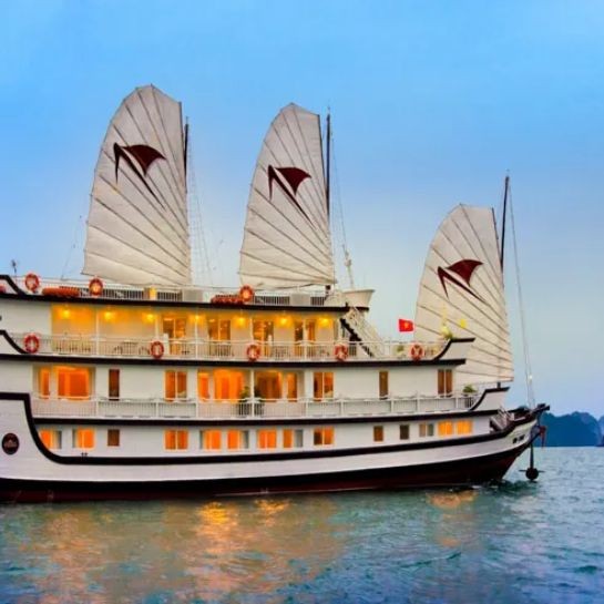 Signature Halong Cruise 3 Days 2 Nights
