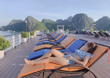 Explore Lan ha Bay, Ha Long Bay and come back Ha Noi (B/L)