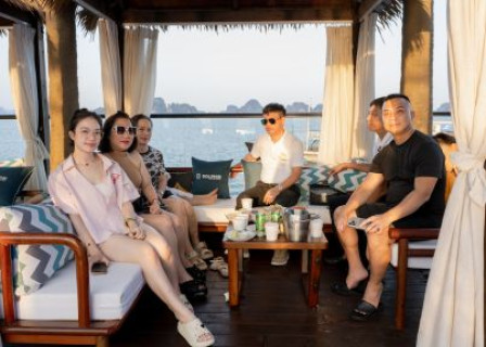 Hanoi - Halong Bay - Dolphin Cruise