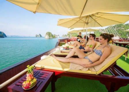 Vung Vieng Fishing Village - Halong Harbor - Hanoi
