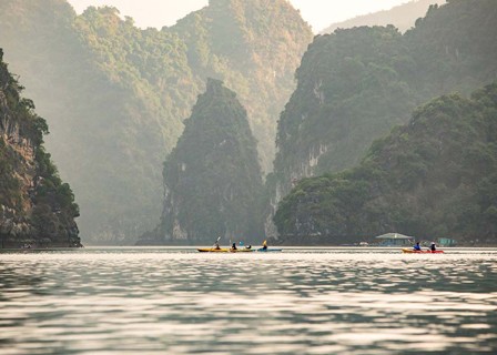 Discover Halong Bay – Lan Ha Bay - Ao Ech area (L, D)