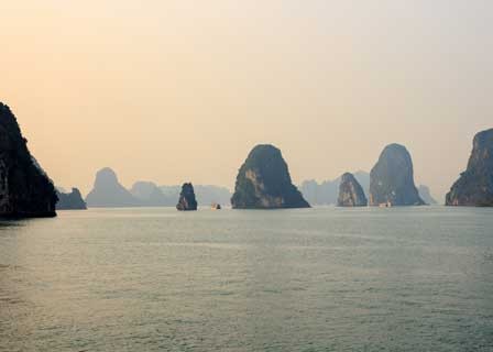 LAN HA BAY - HANOI
