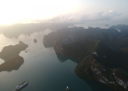 DARK & BRIGHT CAVE – HALONG BAY - HANOI