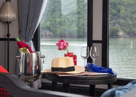 Lan Ha Bay – Viet Hai Village – Cat Ba Island (B, L, D)