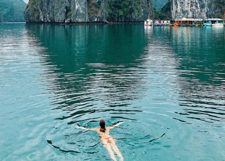 Explore Vung Vieng Fishing Village - Bai Tu Long Bay - Hanoi