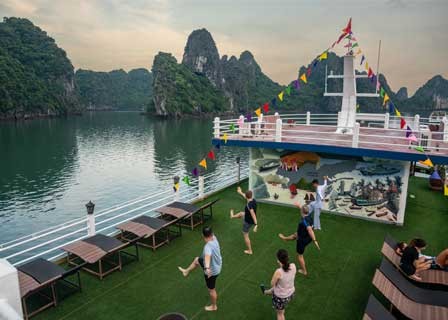 Bai Tu Long Bay – Discover Thien Canh Son Cave – Halong Port