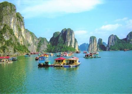 Hanoi - Transfer to Halong Bay (L, D)